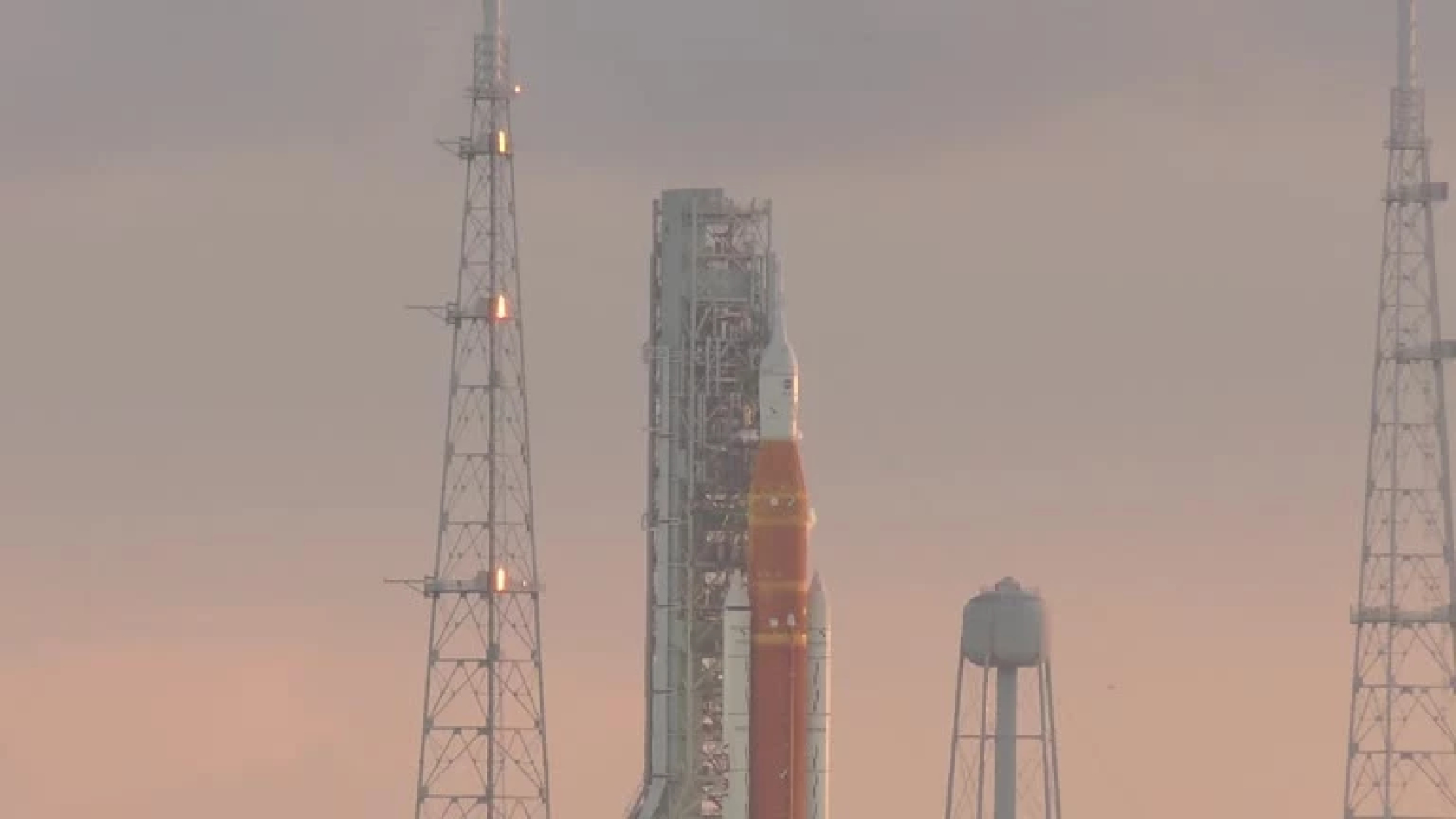 Nasa says Friday launch for Artemis 'is definitely in play'