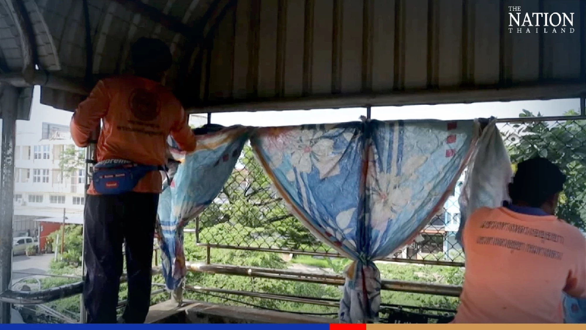Residential site on Ayutthaya pedestrian bridge demolished