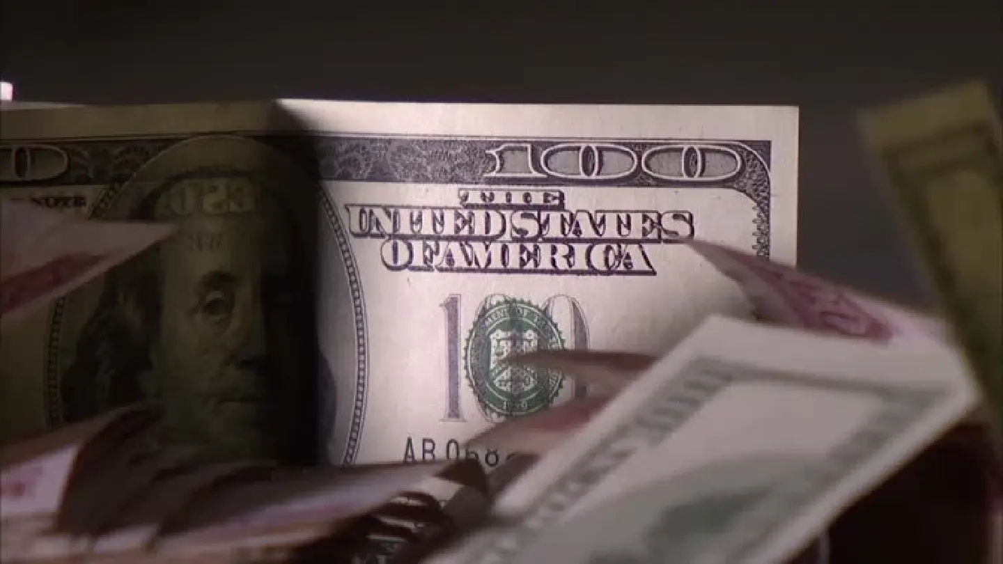 Cuba more than quadruples dollar/peso exchange rate