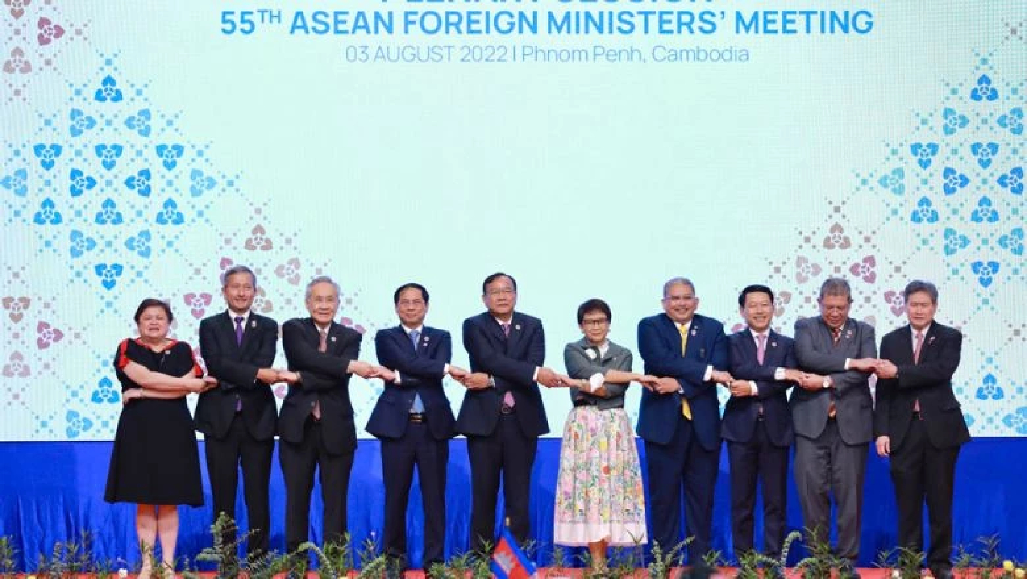 Asean foreign ministers urge restraint as Taiwan tension boils