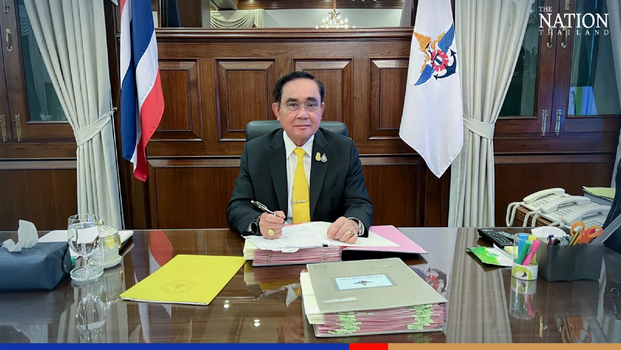 Prayut reports for work as defence minister