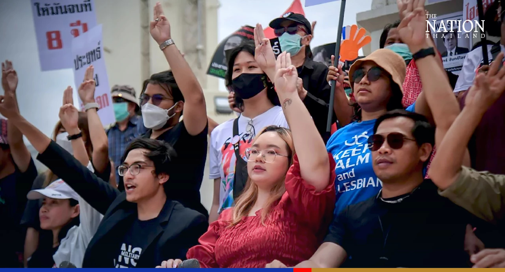 Pro-democracy marchers call on Prayut to step down by Wednesday