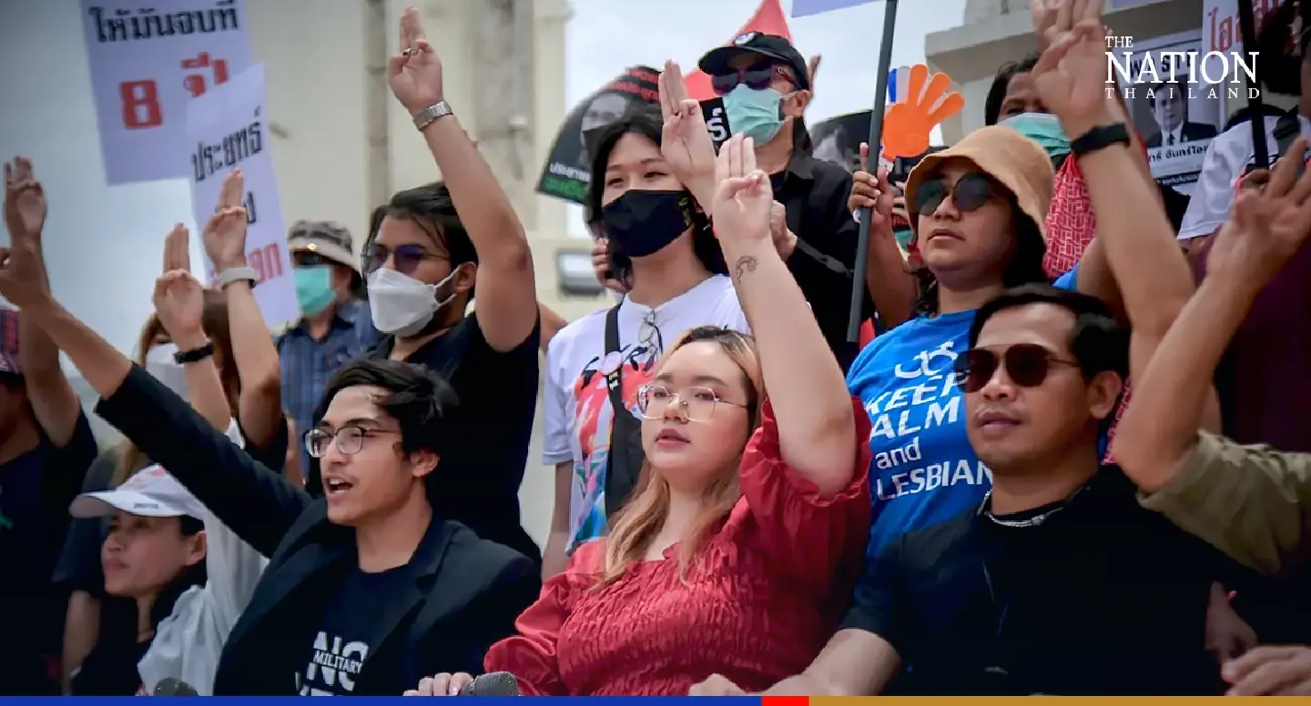 Pro-democracy marchers call on Prayut to step down by Wednesday