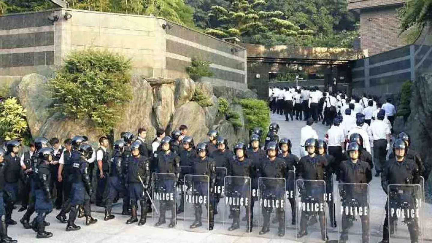 Fukuoka yakuza group greying after crackdown Fukuoka yakuza group greying after crackdown