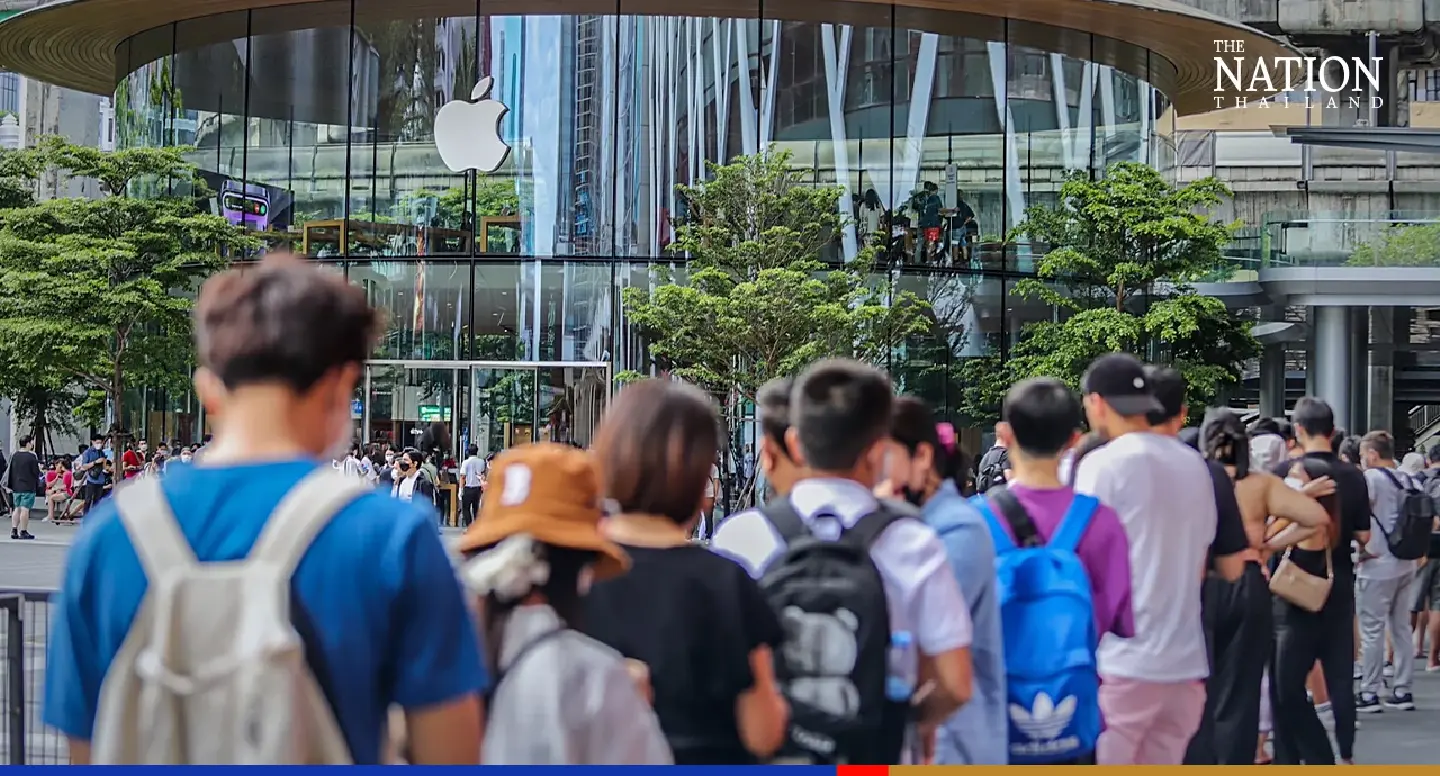 Bangkok abuzz as latest iPhone 14 hits the shelves
