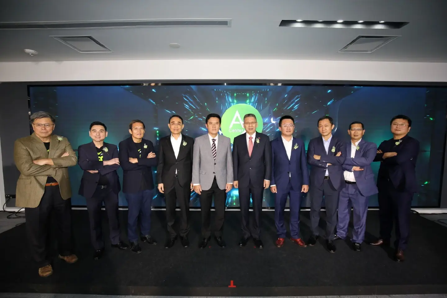 AIS partners ZTE to open the first “5G A-Z Center” in Thailand