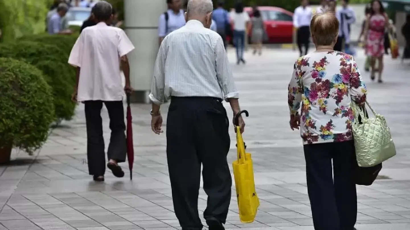 S’pore’s population ageing rapidly: Nearly 1 in 5 citizens is 65 years and older S’pore’s population ageing rapidly: Nearly 1 in 5 citizens is 65 years and older