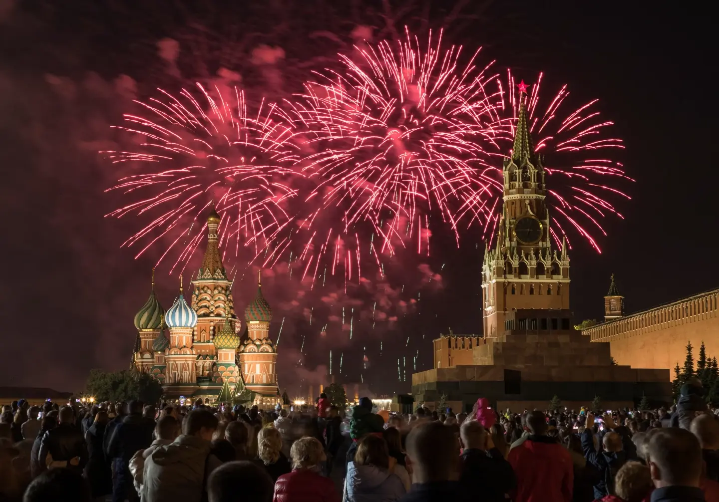 Putin attends Moscow celebrations amid Ukraine setbacks Putin attends Moscow celebrations amid Ukraine setbacks