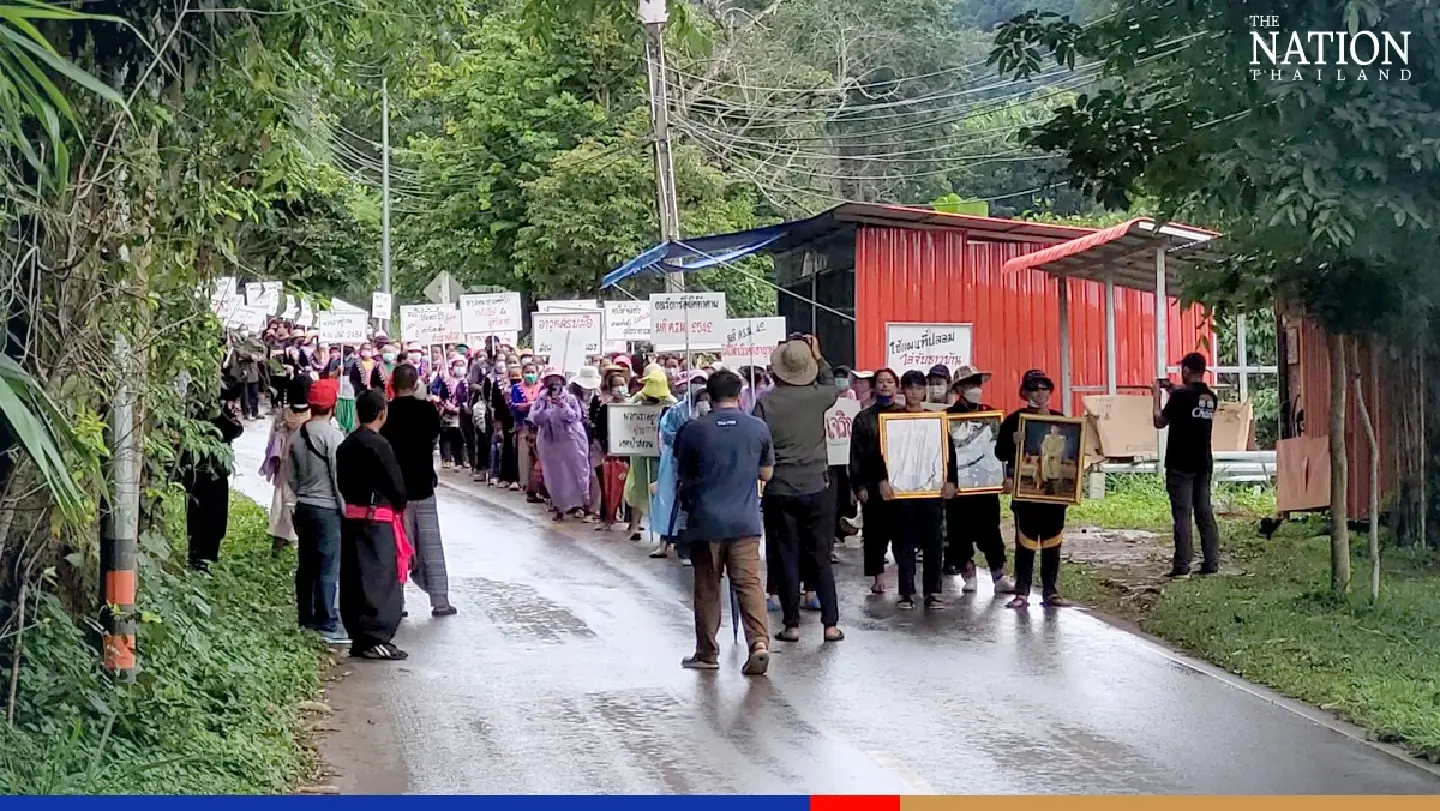 Mon Jam locals head to Palace to protest Chiang Mai resort demolition