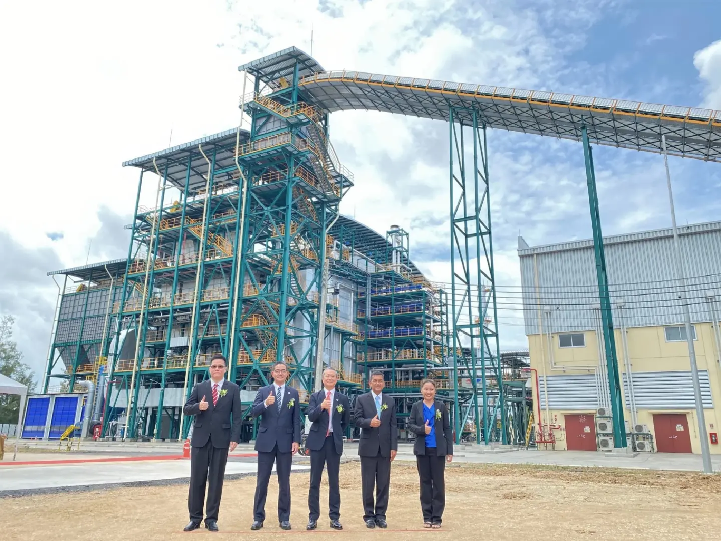 Ajinomoto drives its “Kamphaeng Phet Factory” as a greenest factory model for sustainable environment through eco-friendly management to become a low-carbon business Ajinomoto drives its “Kamphaeng Phet Factory” as a greenest factory model for sustainable environment through eco-friendly management to become a low-carbon business