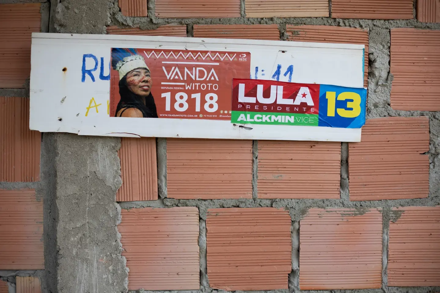 Brazil's indigenous women run for Congress to fight Bolsonaro policies Brazil's indigenous women run for Congress to fight Bolsonaro policies