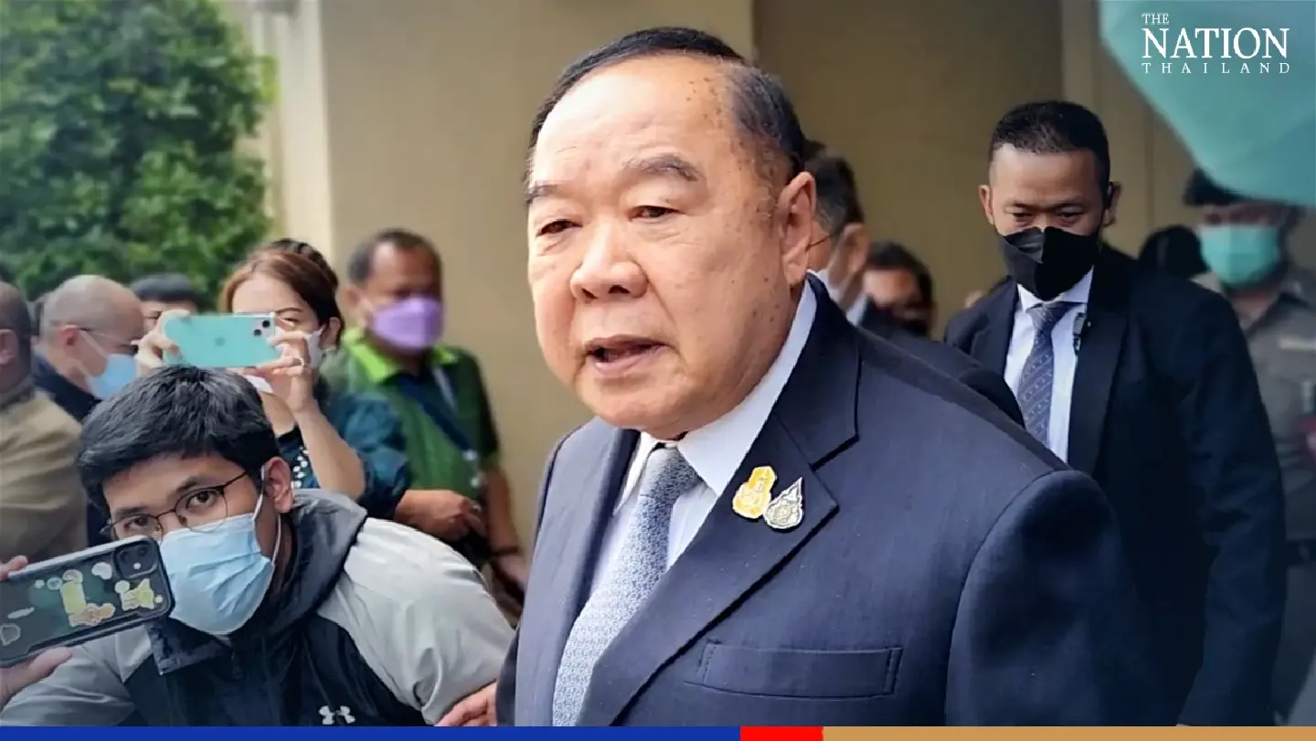 Prawit suggests lifting value of baht to 35 to the US dollar