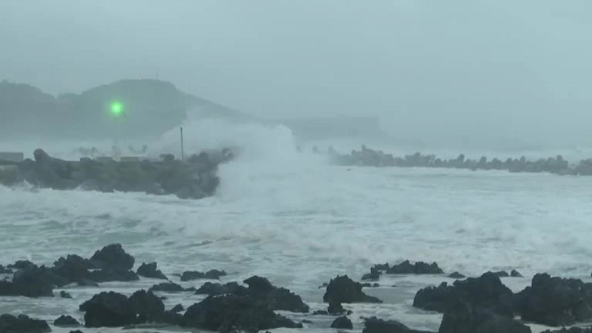 Waves pound Jeju port as South Korea braces for 'very strong' typhoon