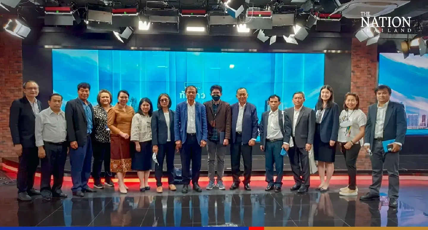 Senior Lao journalists visit Nation Group offices