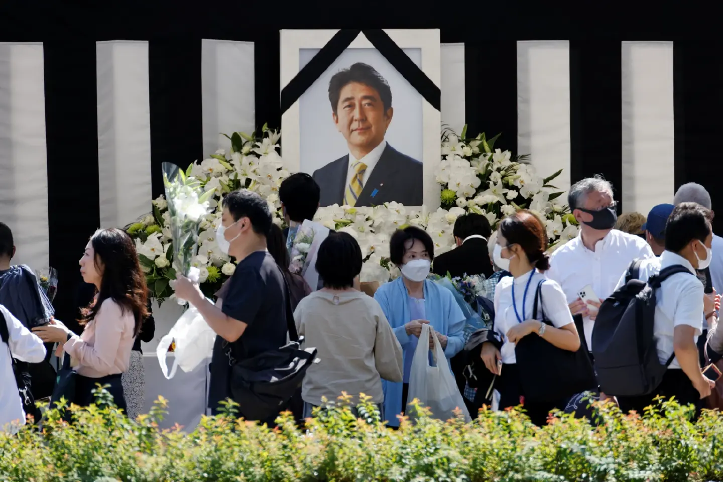 Japanese prepare to bid farewell to slain Abe with controversial state funeral Japanese prepare to bid farewell to slain Abe with controversial state funeral