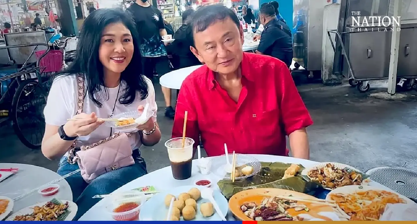 Thaksin, Yingluck visit Penang, enjoy street food