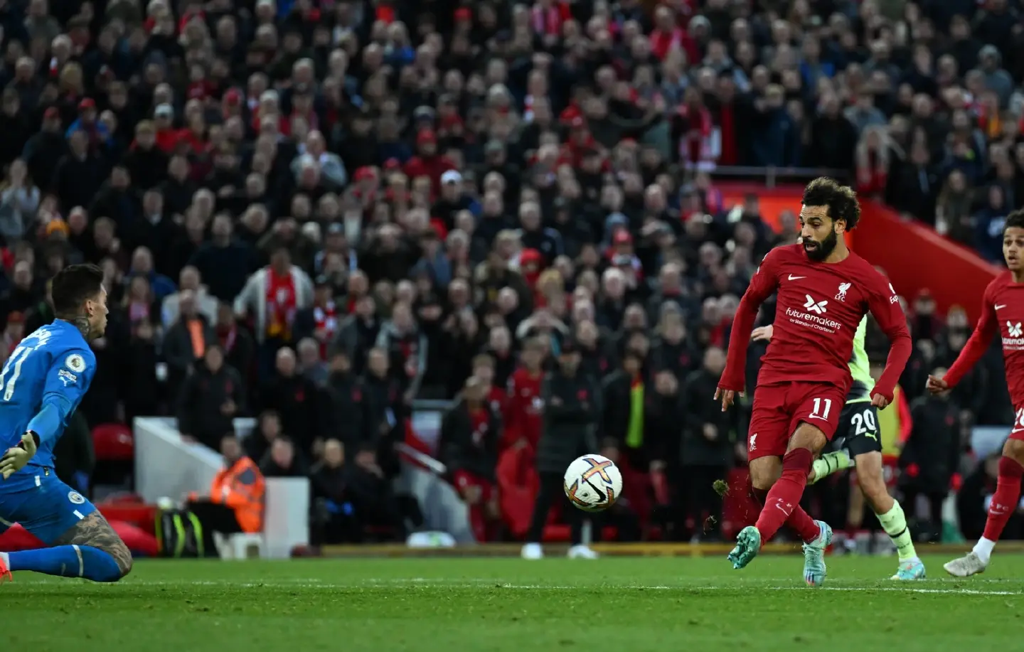 Liverpool outduels City 1-0 in heated encounter Liverpool outduels City 1-0 in heated encounter