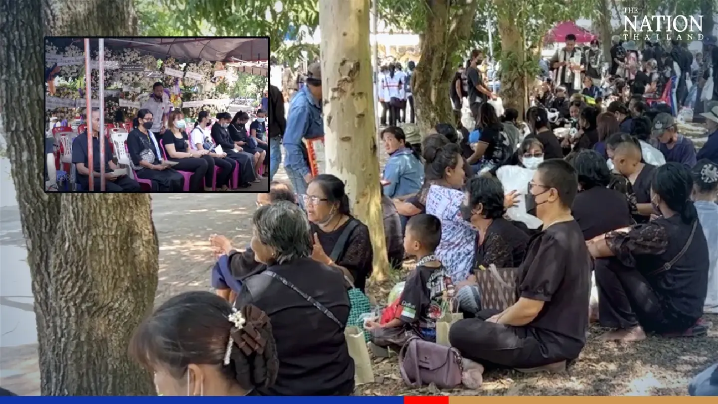 Wat Rat Samakkhi crowded for final farewell to child victims Wat Rat Samakkhi crowded for final farewell to child victims
