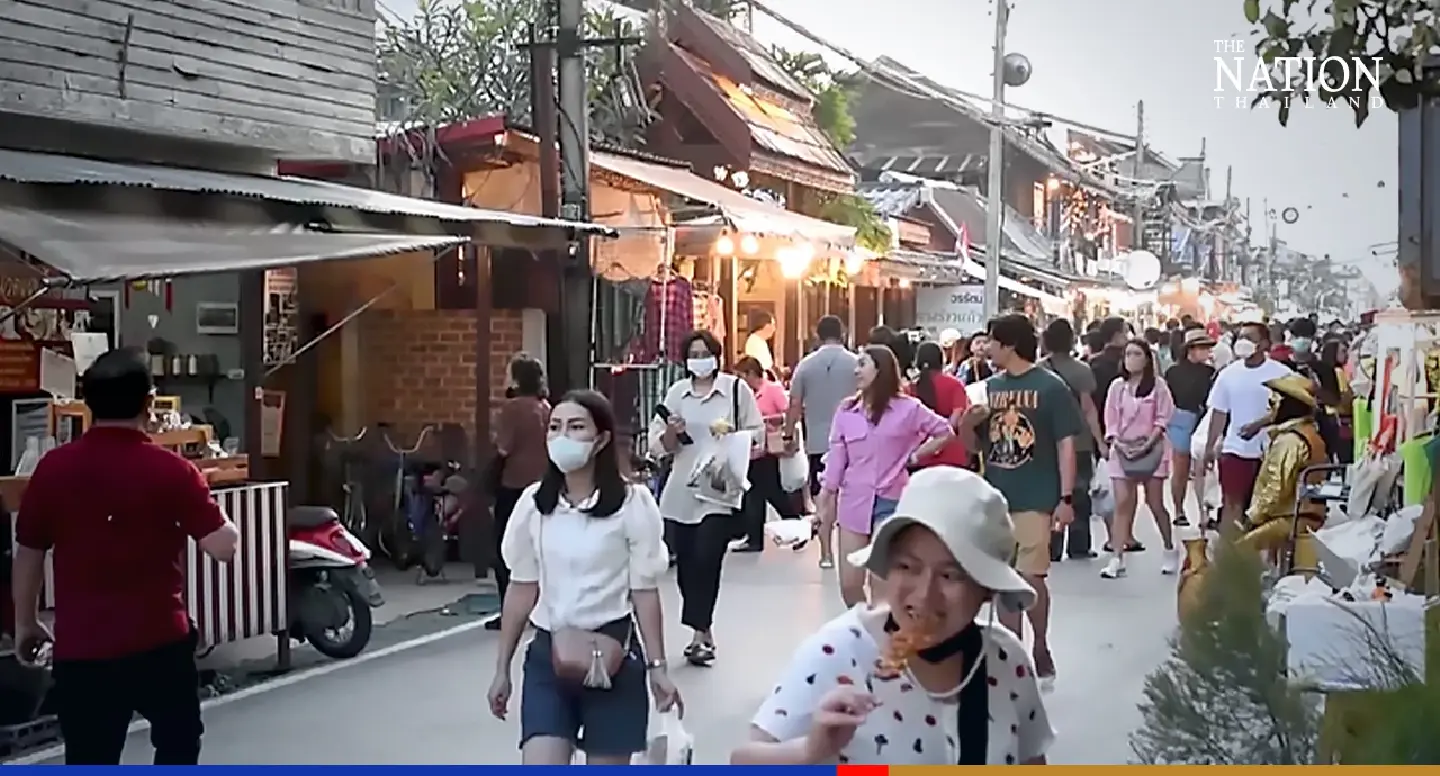 Charming Chiang Khan in Northeast big hit among urbanites this long weekend