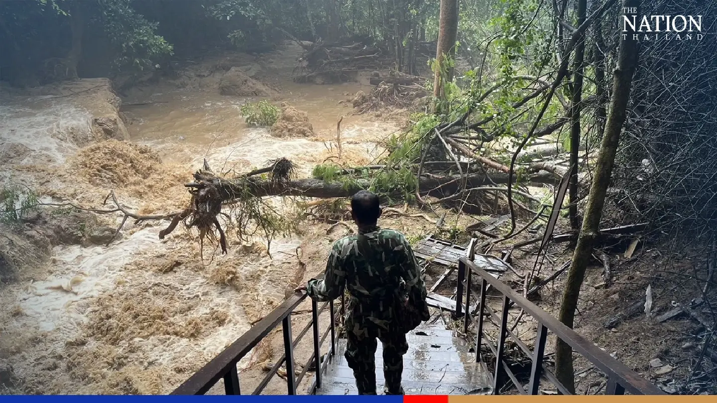 Days of heavy rain make Sri Nakarin Dam National Park too dangerous for tourists