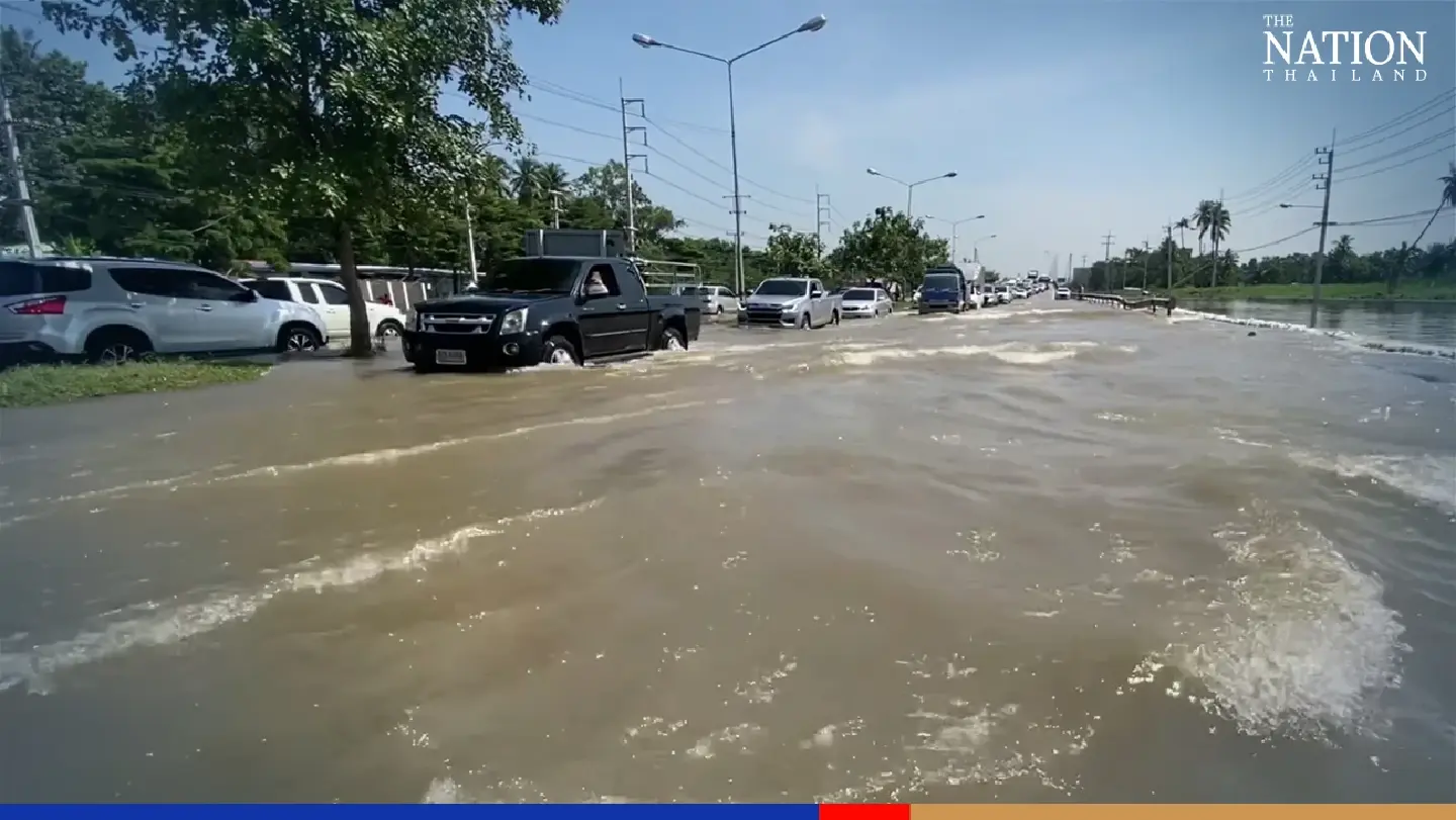 Water runoffs, rising sea tides inundate Bangkok’s satellite provinces
