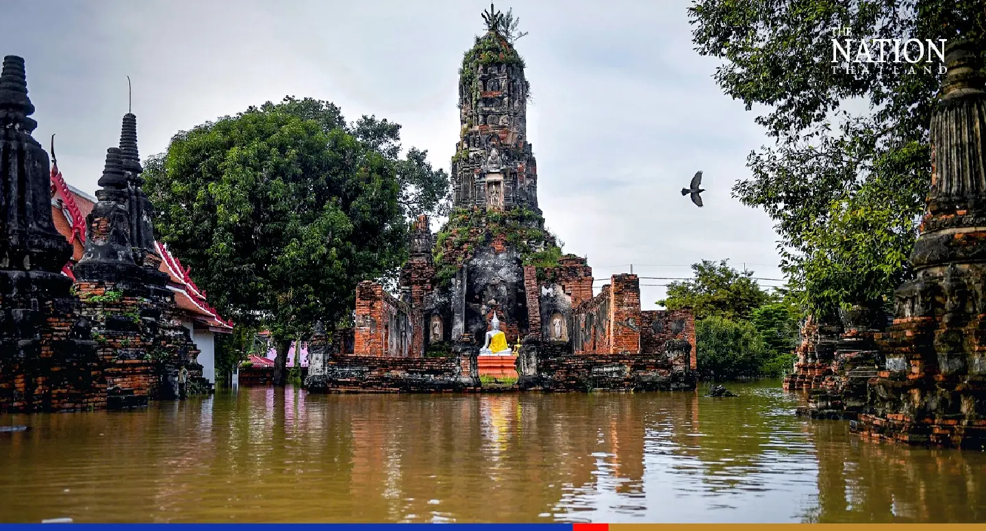 Upstream runoffs, dams discharge keep Ayutthaya and its historical ruins swamped
