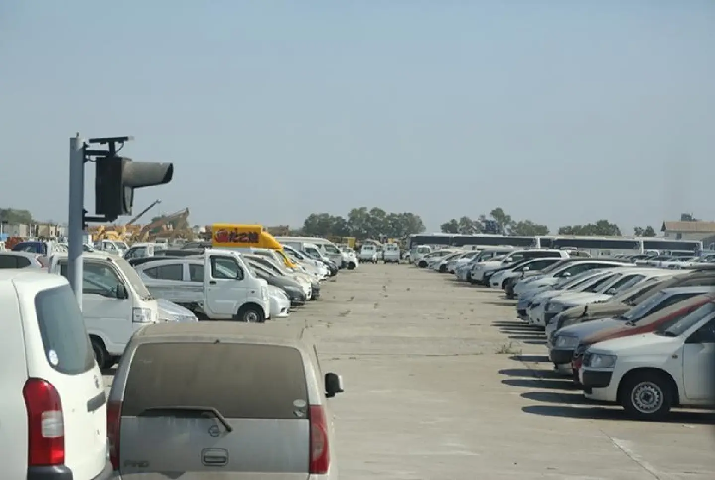 Myanmar suspends import of passenger cars to stop foreign currency usage Myanmar suspends import of passenger cars to stop foreign currency usage
