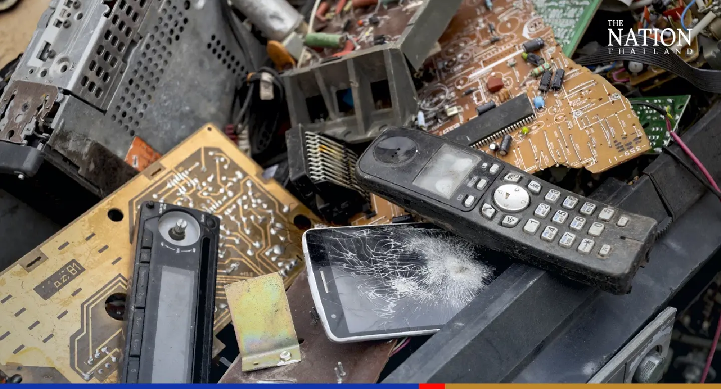 Discard old smartphones, earphones and other e-waste responsibly Discard old smartphones, earphones and other e-waste responsibly