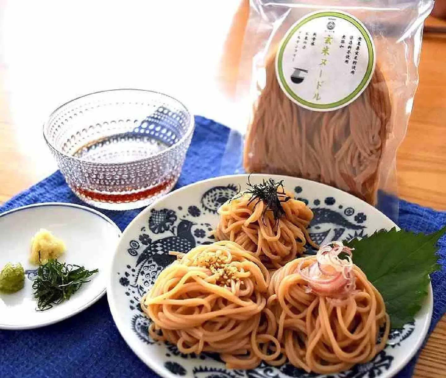 Japan farmers serve brown rice up as healthy beverages, noodles to boost demand
