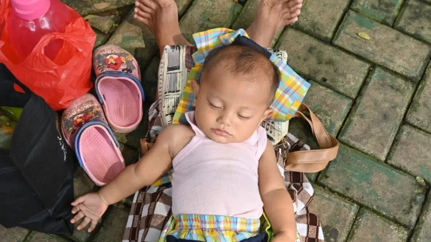 Indonesian medical team probes acute kidney failure that has killed 74 children this year Indonesian medical team probes acute kidney failure that has killed 74 children this year