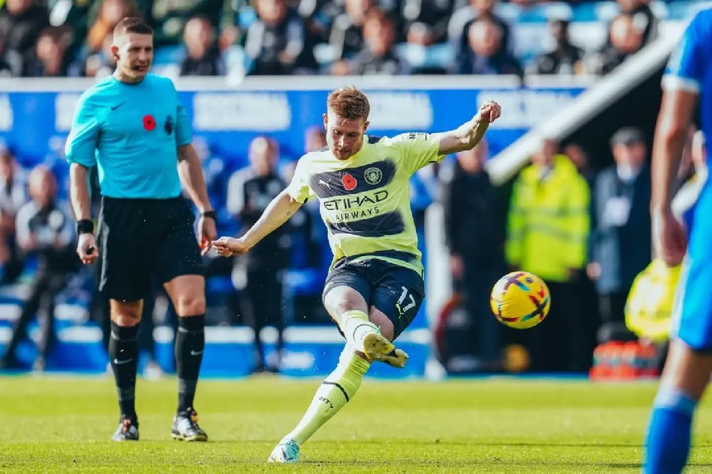 SENSATIONAL DE BRUYNE STRIKE EARNS CITY WIN AT LEICESTER