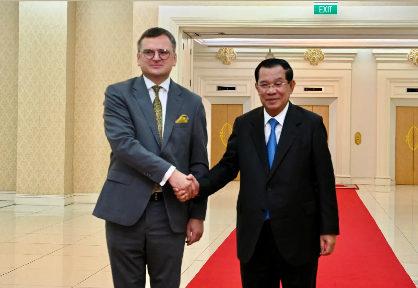 Ukrainian FM signs treaty to bolster ties with Southeast Asian bloc