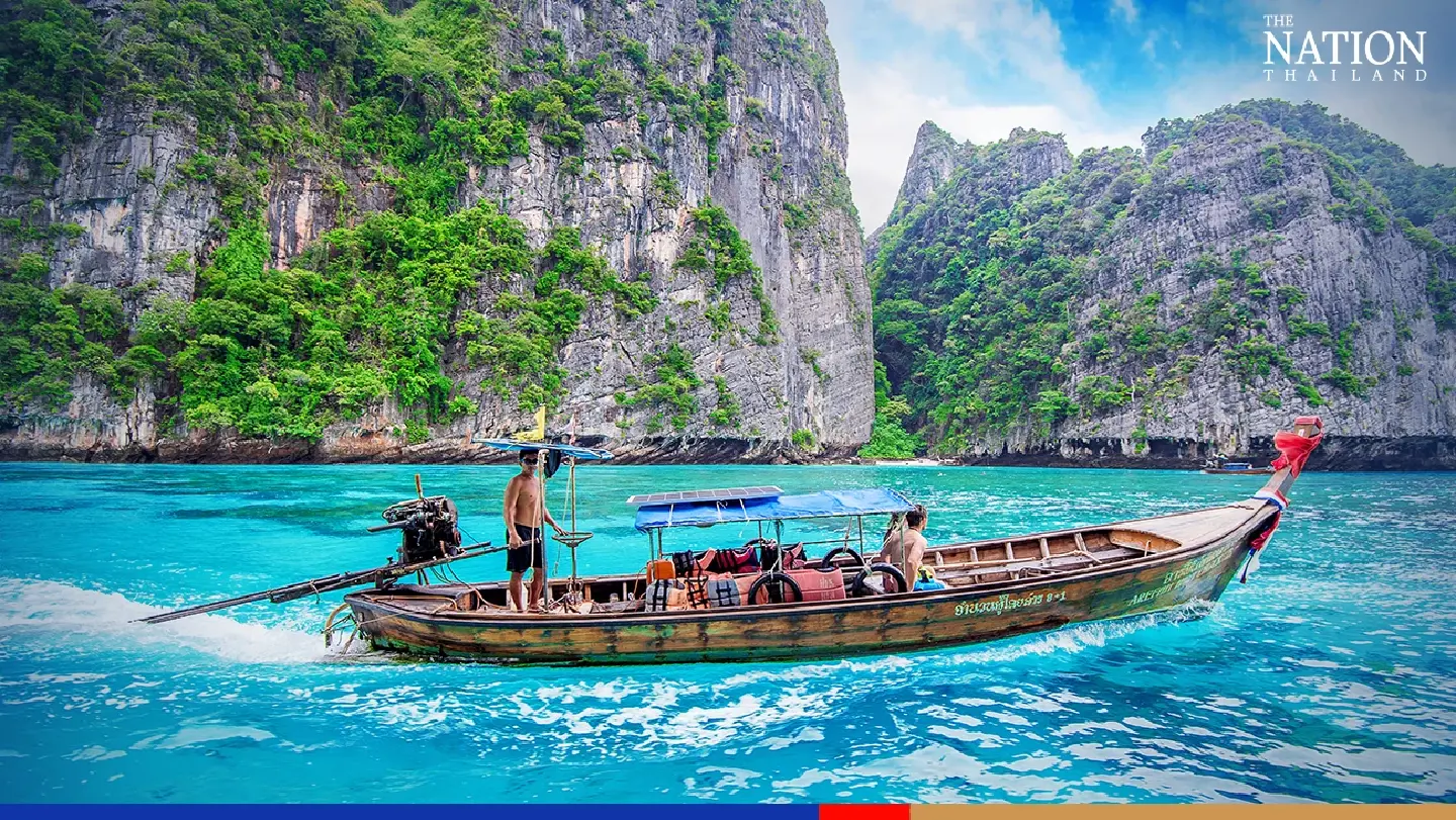 Phang-nga's millionth tourist lands with much fanfare, province aims for 10m next year