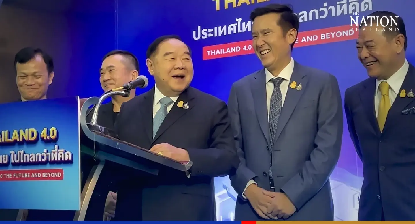 Smiling Prawit says PPRP, Ruam Thai Sang Chart virtually the same party Smiling Prawit says PPRP, Ruam Thai Sang Chart virtually the same party