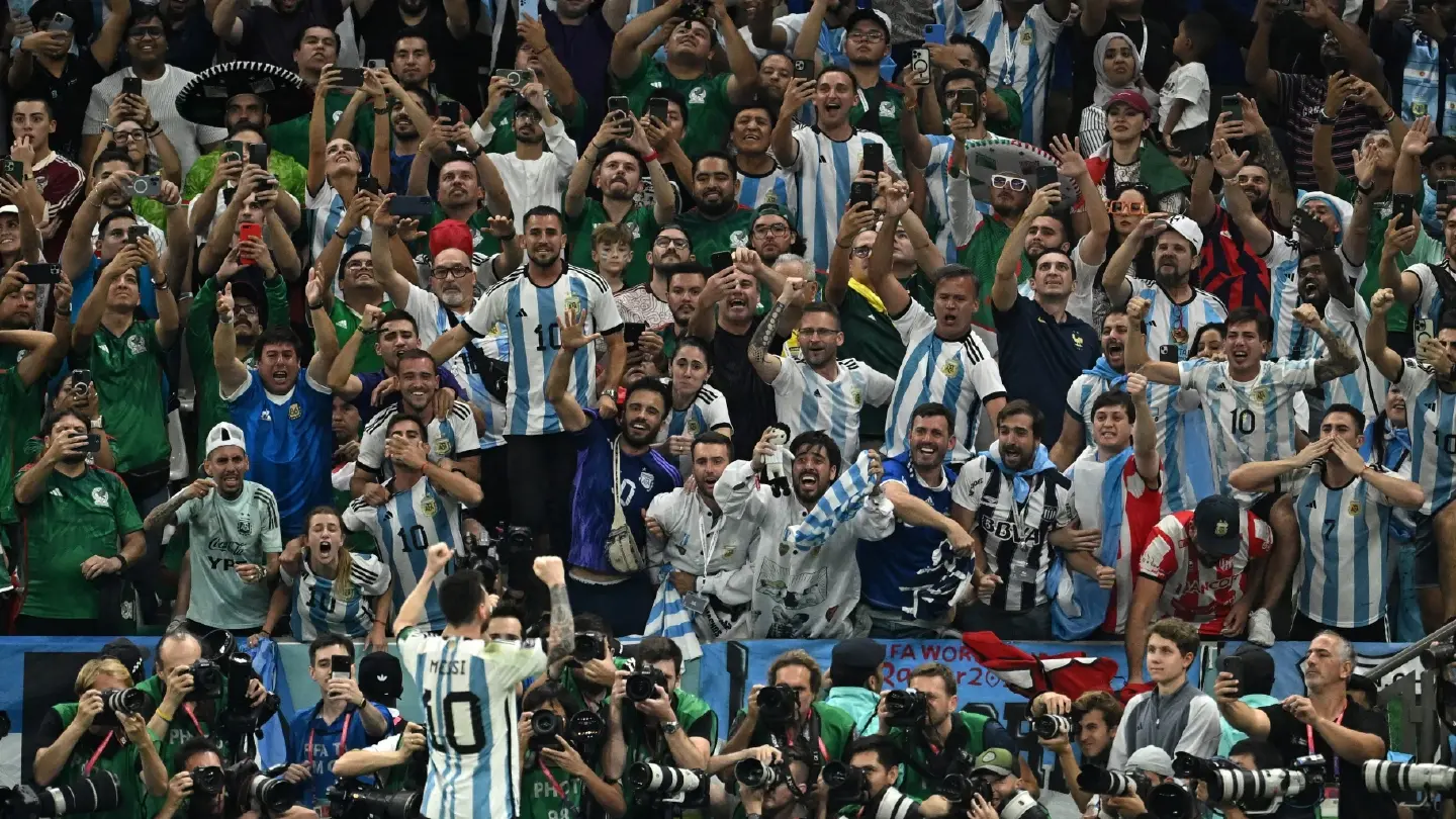 Messi magic guides relieved Argentina past Mexico