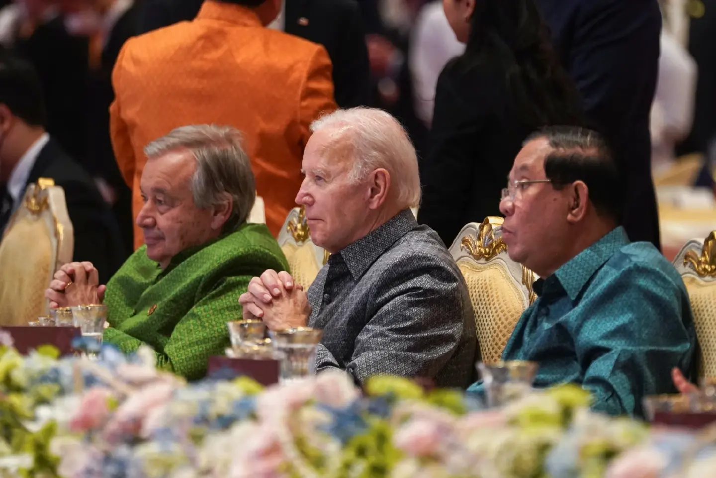 World and Asean leaders attend gala dinner at summit in Cambodia