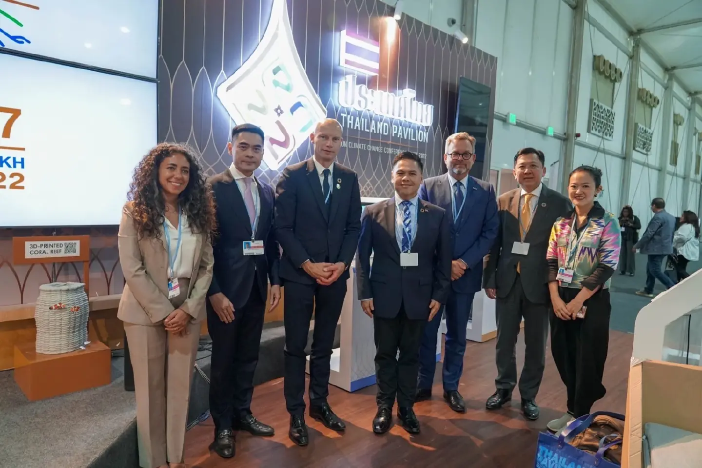 Varawut showcases Thailand’s environmental achievements at the Thailand Pavilion during COP27 in Egypt