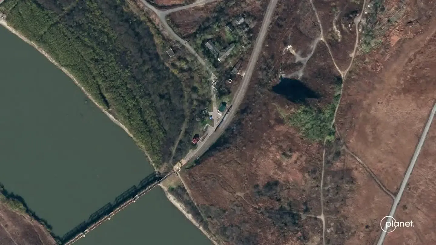 Train crosses North Korea border into Russia after arms sales report: think tank Train crosses North Korea border into Russia after arms sales report: think tank