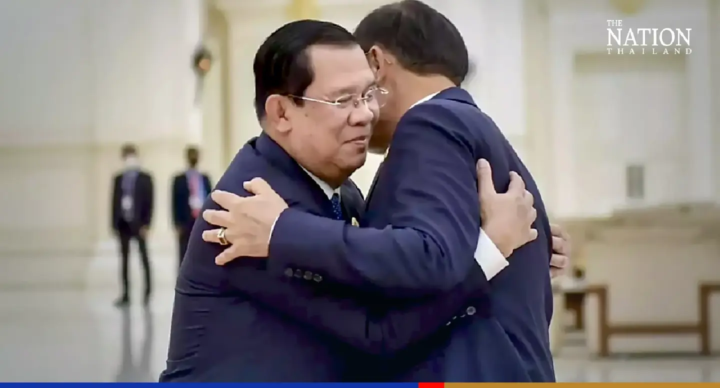 With a hug and praise, Prayut and Hun Sen meet for first time in three years