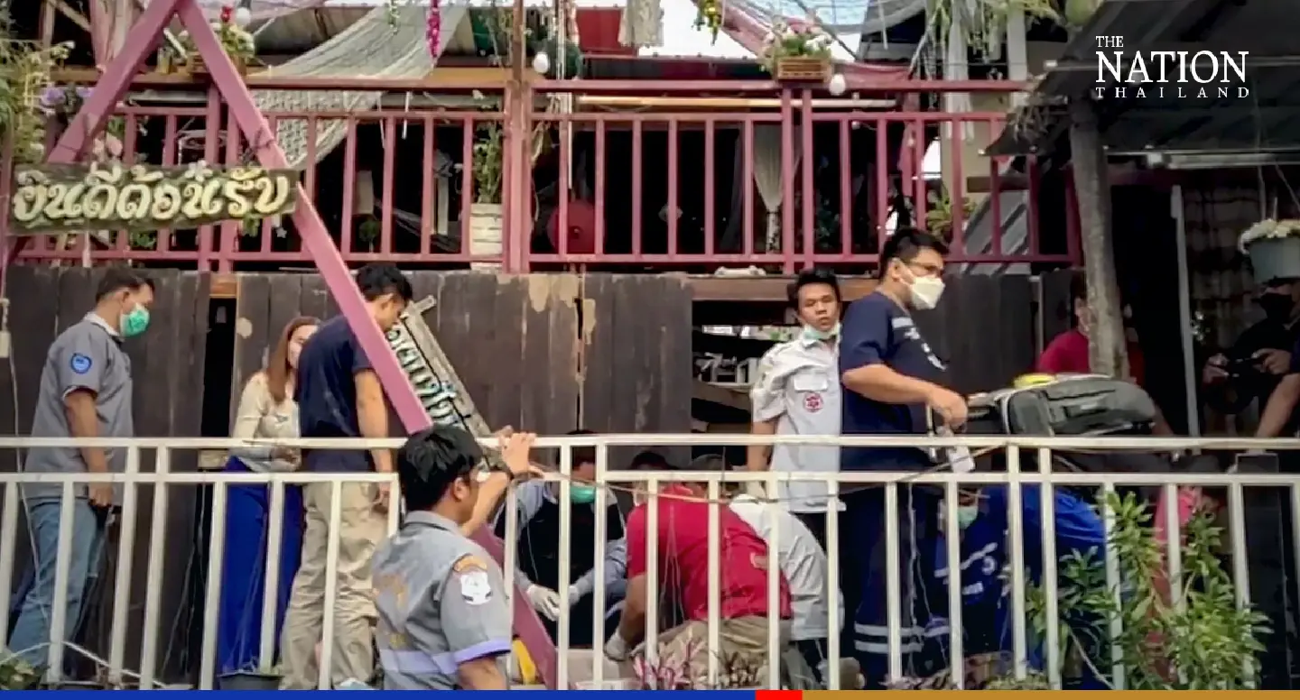 Phrae restaurant collapses under weight of partying diners