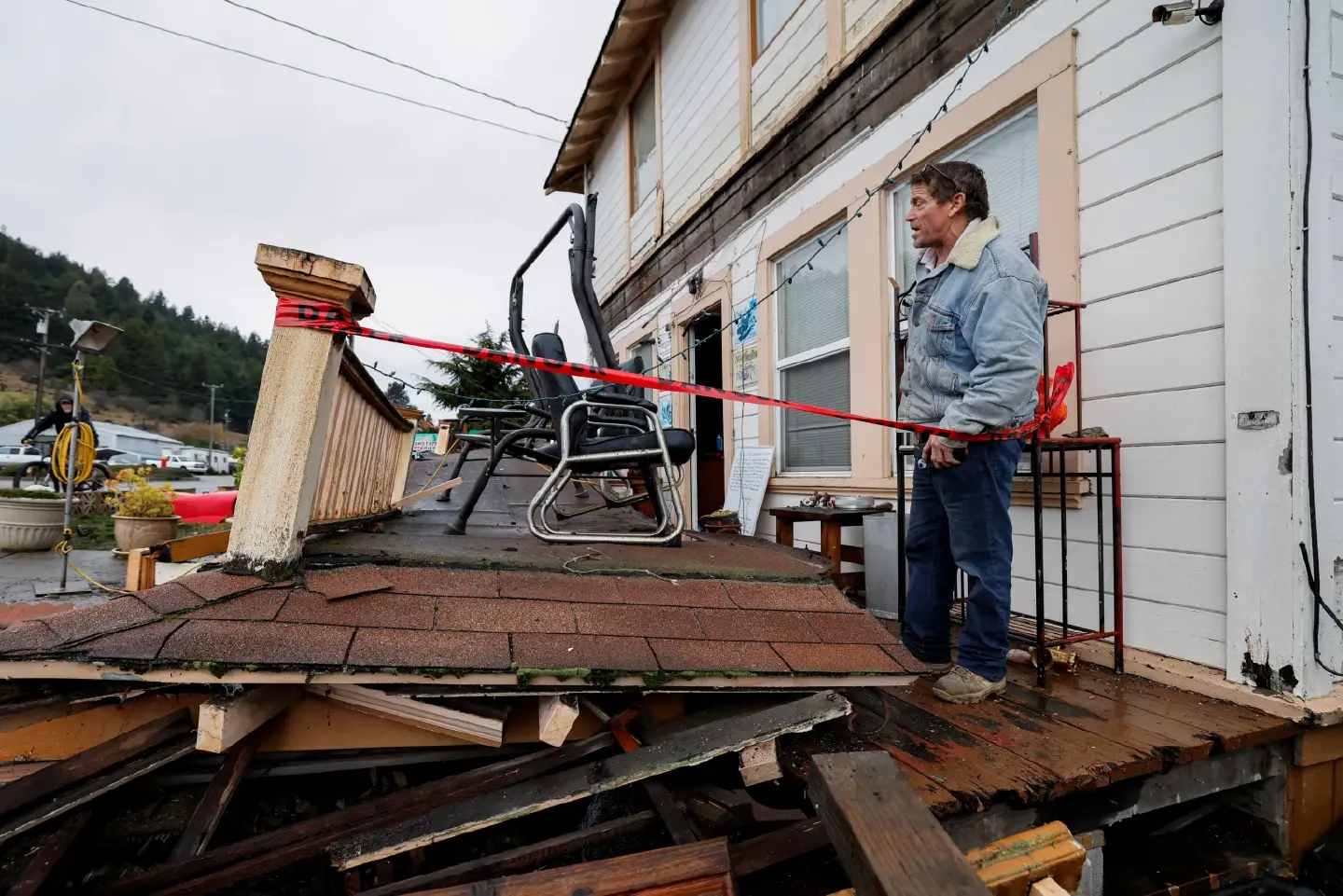Residents describe moment magnitude 6.4 quake struck northern California