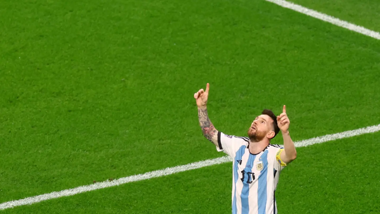 Messi helps Argentina past Australia into World Cup quarter-finals