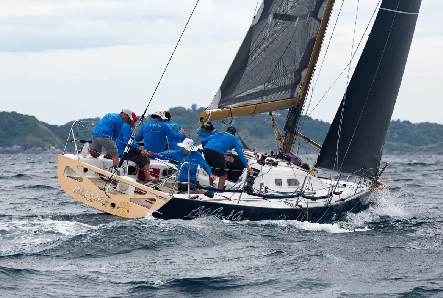 Champagne sailing conditions greet sailors on second day of Phuket King’s Cup