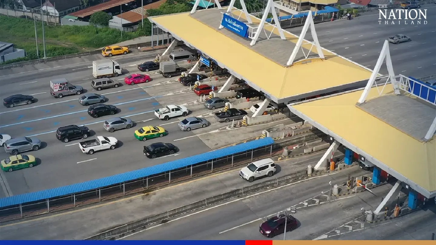 Bangkok motorways toll-free over New Year holiday Bangkok motorways toll-free over New Year holiday