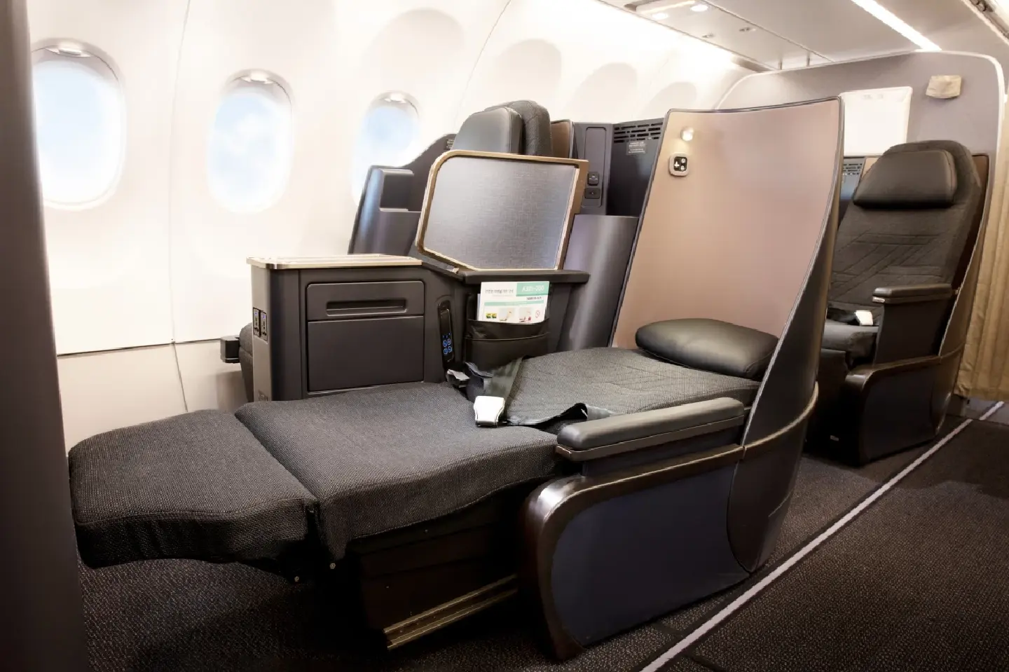 Korean Air offers lie-flat seats for smaller A321neo planes Korean Air offers lie-flat seats for smaller A321neo planes