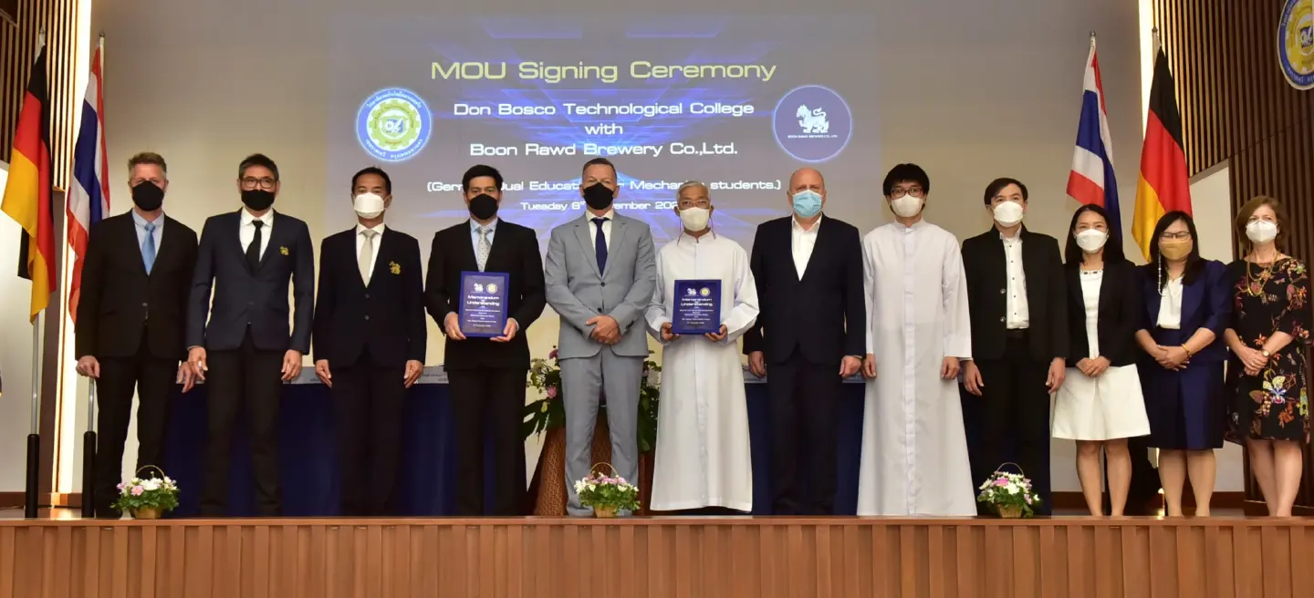 "Singha", German Embassy continue the "Dual Vocational Training" project to prepare Thai students for working in Europe "Singha", German Embassy continue the "Dual Vocational Training" project to prepare Thai students for working in Europe