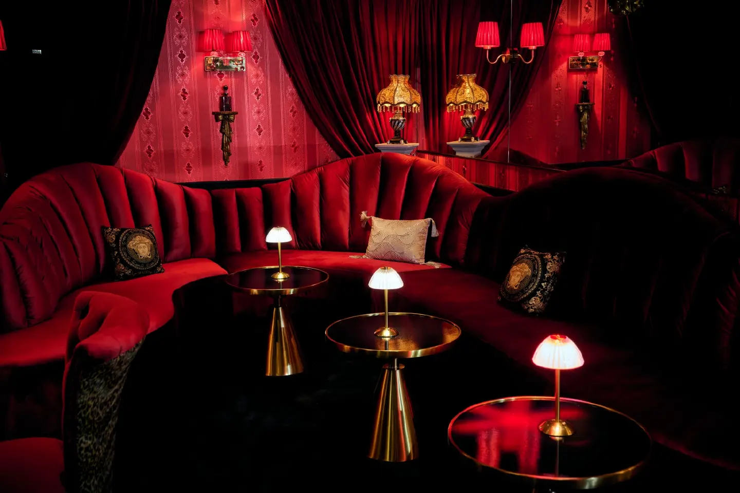 Retro ONE TWO TWO bar opens door to 1920s Paris on Sukhumvit