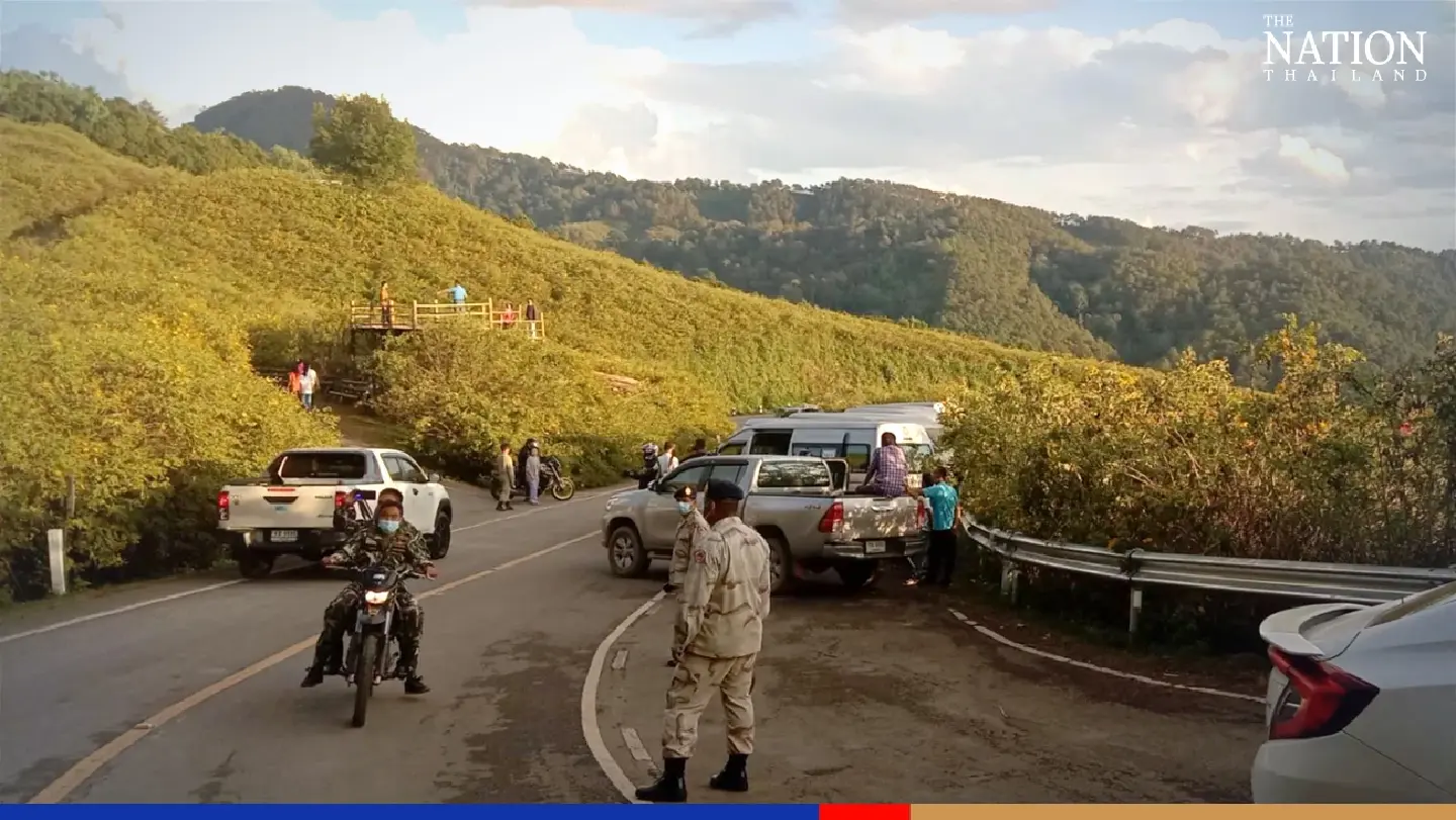 Visitors sleep in cars as ‘Switzerland of Thailand’ overflows during chilly long weekend Visitors sleep in cars as ‘Switzerland of Thailand’ overflows during chilly long weekend