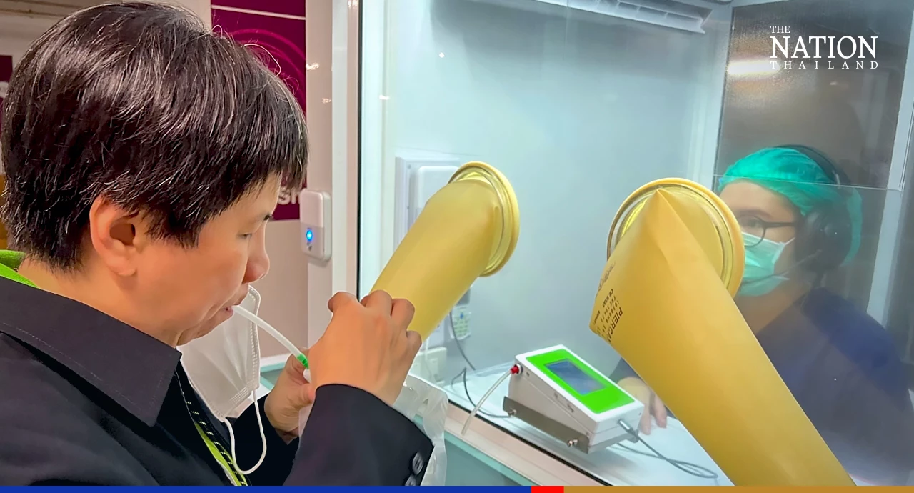 Thai experts working on breathalyser to screen Covid-19 patients