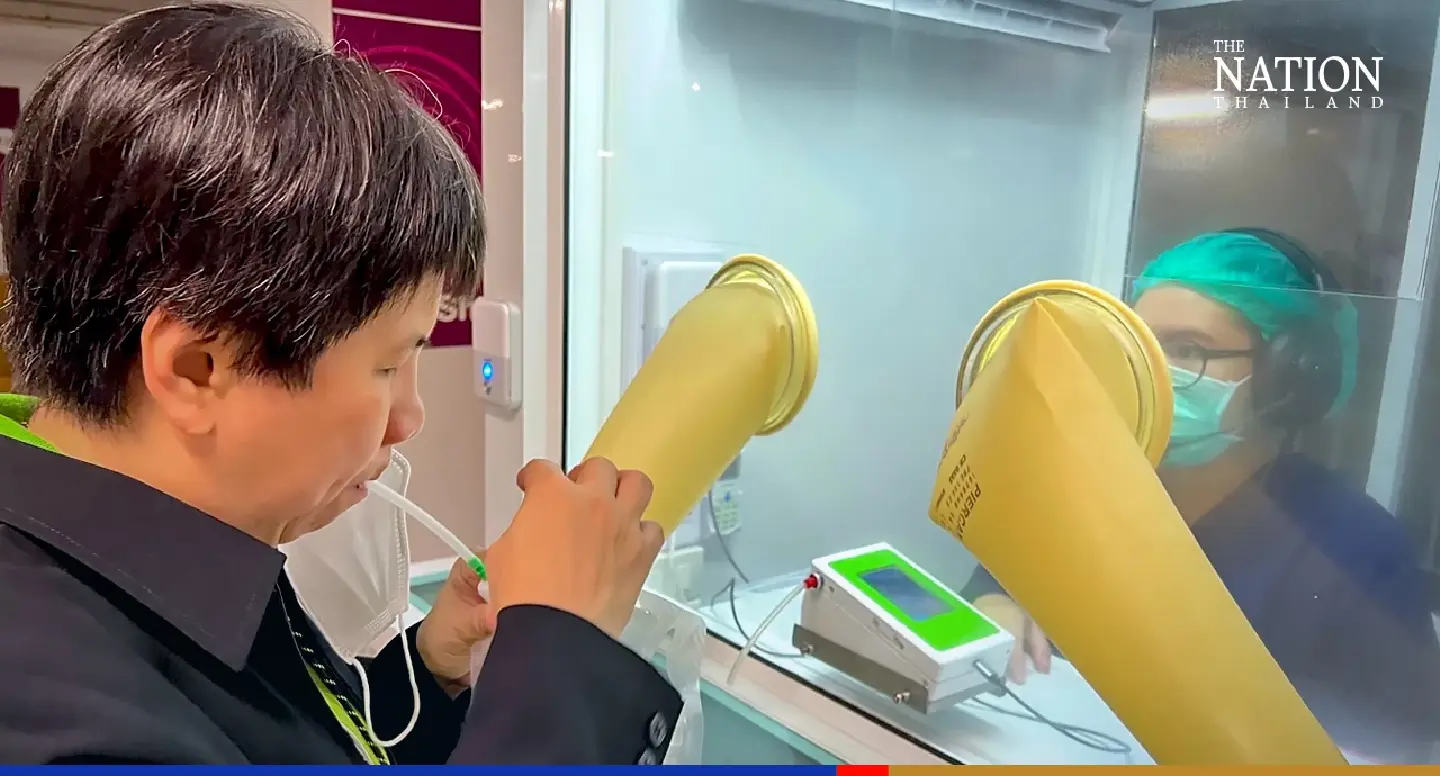 Thai experts working on breathalyser to screen Covid-19 patients Thai experts working on breathalyser to screen Covid-19 patients